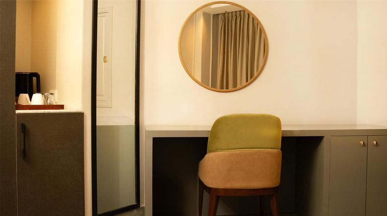 <b>Best Western Premier Hotel Karim Abad Hu Room</b>. Images powered by <a href="https://iceportal.shijigroup.com/" title="IcePortal" target="_blank">IcePortal</a>.