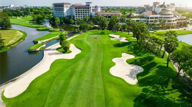 <b>Hilton Bangkok Suvarnabhumi Golf Resort Golf</b>. Images powered by <a href="https://iceportal.shijigroup.com/" title="IcePortal" target="_blank">IcePortal</a>.