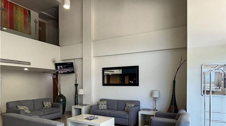 <b>Greenwood Hotel Torreon Lobby</b>. Images powered by <a href="https://iceportal.shijigroup.com/" title="IcePortal" target="_blank">IcePortal</a>.