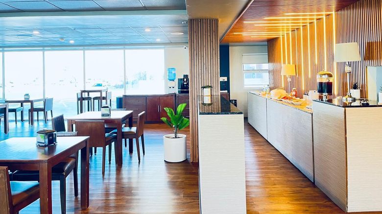 <b>Greenwood Hotel Torreon Restaurant</b>. Images powered by <a href="https://iceportal.shijigroup.com/" title="IcePortal" target="_blank">IcePortal</a>.
