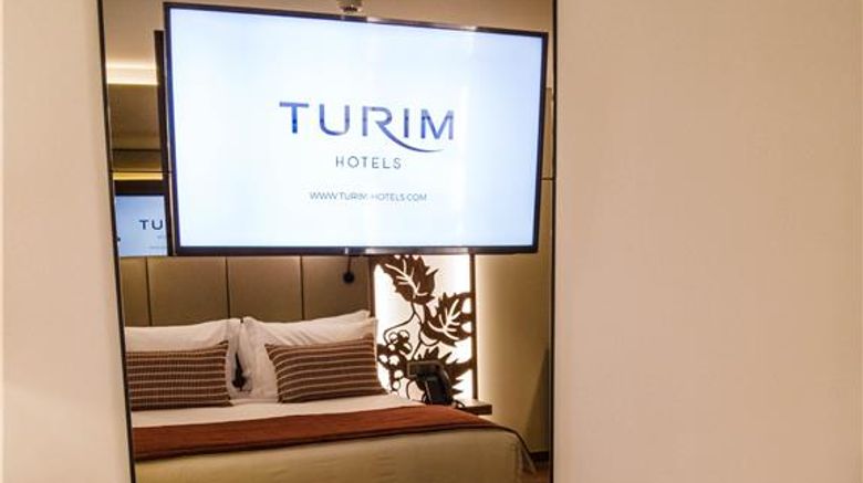 <b>Turim Oporto Hotel Room</b>. Images powered by <a href="https://iceportal.shijigroup.com/" title="IcePortal" target="_blank">IcePortal</a>.