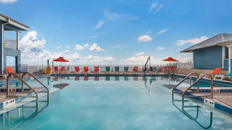 <b>Coconut Palms Beach Resort II Pool</b>. Images powered by <a href="https://iceportal.shijigroup.com/" title="IcePortal" target="_blank">IcePortal</a>.