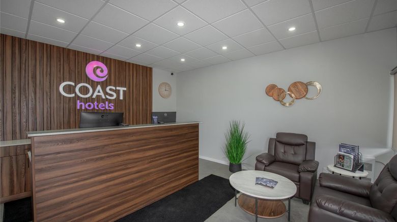 <b>Coast Dawson Creek Hotel Lobby</b>. Images powered by <a href="https://iceportal.shijigroup.com/" title="IcePortal" target="_blank">IcePortal</a>.