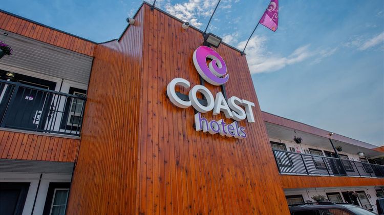 Coast Dawson Creek Hotel Exterior