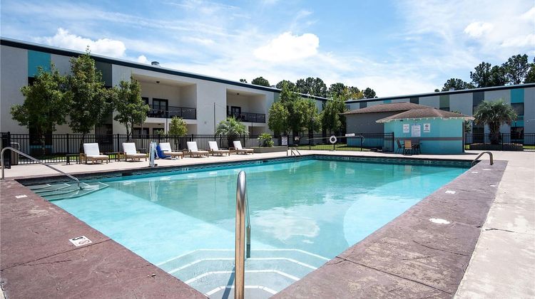 Cottonwood Suites Savannah Hotel Pool