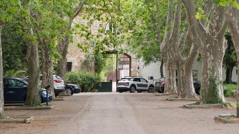 <b>Le Mas de Galoffre Exterior</b>. Images powered by <a href="https://iceportal.shijigroup.com/" title="IcePortal" target="_blank">IcePortal</a>.