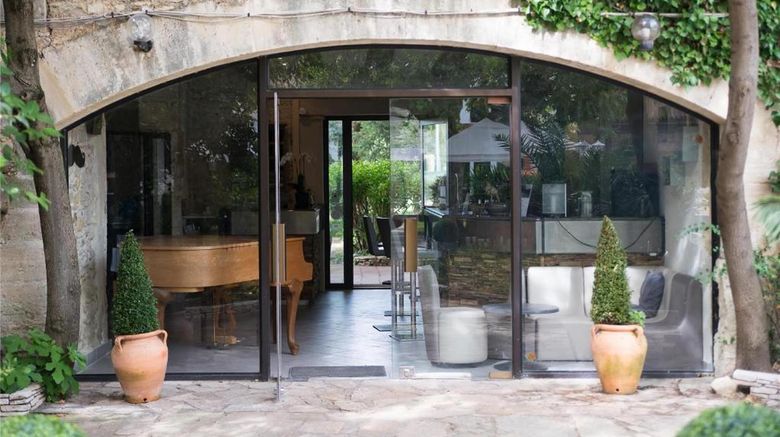 <b>Le Mas de Galoffre Exterior</b>. Images powered by <a href="https://iceportal.shijigroup.com/" title="IcePortal" target="_blank">IcePortal</a>.