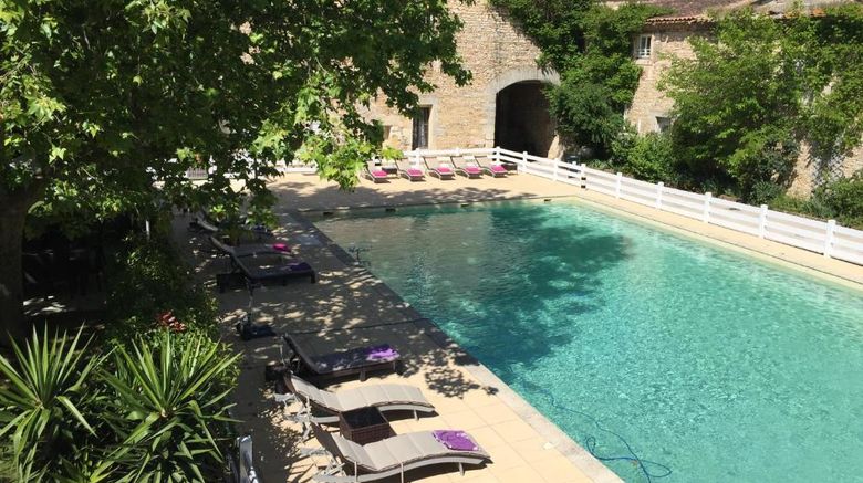 <b>Le Mas de Galoffre Pool</b>. Images powered by <a href="https://iceportal.shijigroup.com/" title="IcePortal" target="_blank">IcePortal</a>.