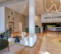 Hotel Garda Lobby
