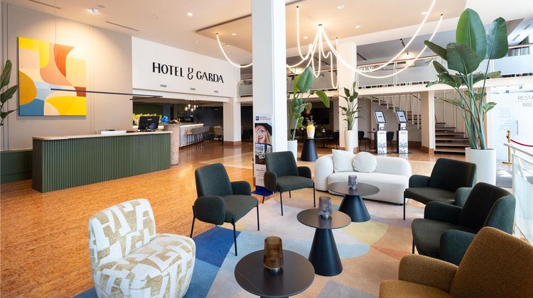 Hotel Garda Lobby