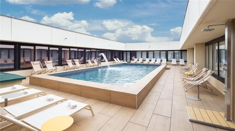Hotel Garda Pool