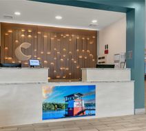 Ramada Gainesville Lobby