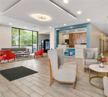 Ramada Gainesville Lobby