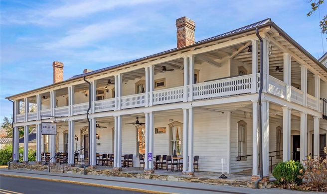 The Colonial Inn, an Ascend Collection Exterior