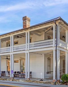 The Colonial Inn, an Ascend Collection