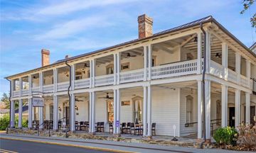 The Colonial Inn, an Ascend Collection