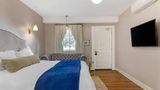 <b>The Colonial Inn, an Ascend Collection Room</b>. Images powered by <a href="https://iceportal.shijigroup.com/" title="IcePortal" target="_blank">IcePortal</a>.