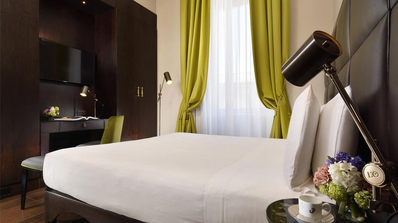 <b>Hotel L'Orologio Roma Room</b>. Images powered by <a href="https://iceportal.shijigroup.com/" title="IcePortal" target="_blank">IcePortal</a>.