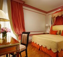 Hotel Santa Maria Novella Room