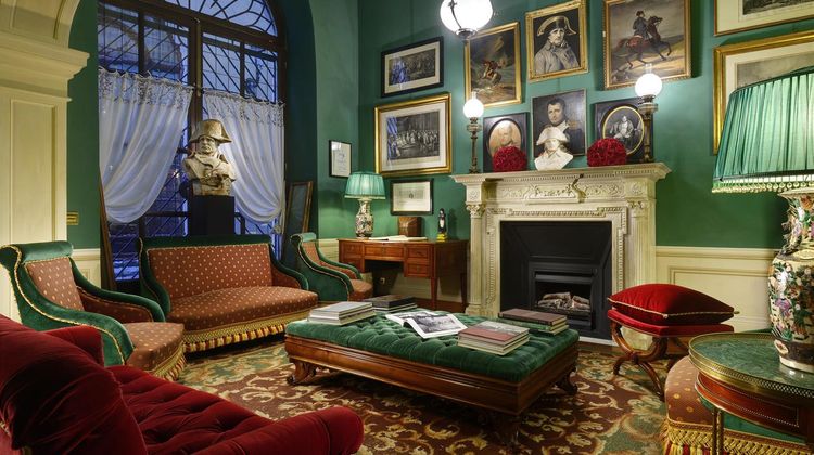 Hotel Santa Maria Novella Lobby