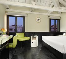 Hotel L'Orologio Room