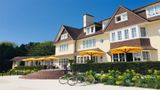 Le Manoir Hotel & Golf Club Exterior