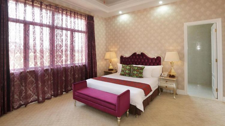 The President Walmont Hotel Room