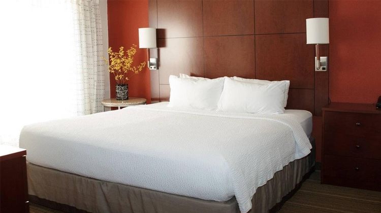 MainStay Suites Appleton Suite