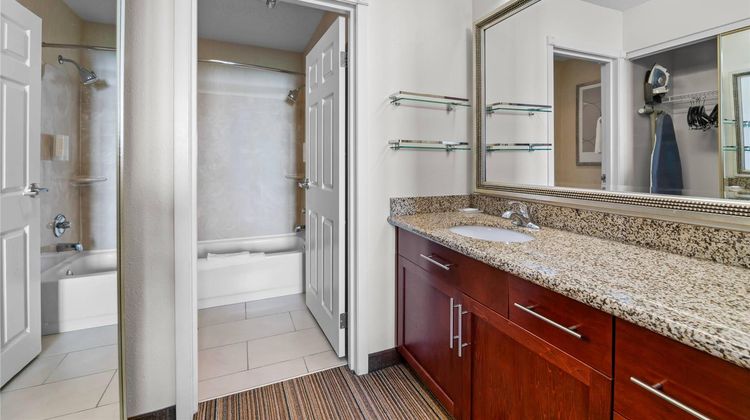 MainStay Suites Appleton Room