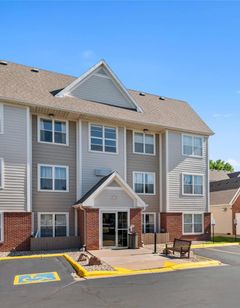MainStay Suites Appleton