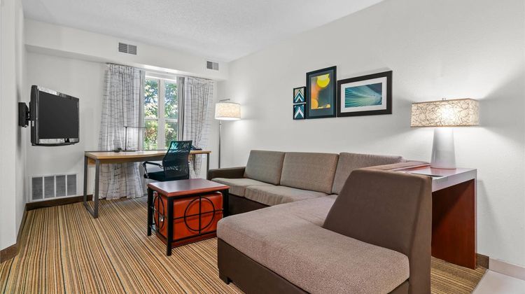 MainStay Suites Appleton Suite