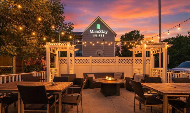 MainStay Suites Appleton Exterior