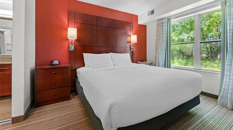 MainStay Suites Appleton Suite