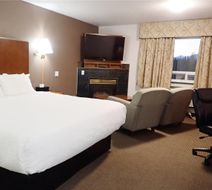 Days Inn by Wyndham Valemount Room