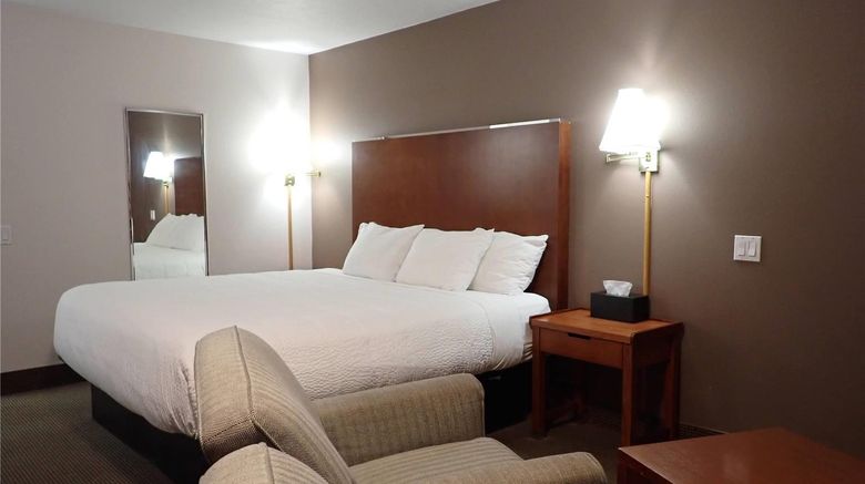 <b>Days Inn by Wyndham Valemount Room</b>. Images powered by <a href="https://iceportal.shijigroup.com/" title="IcePortal" target="_blank">IcePortal</a>.