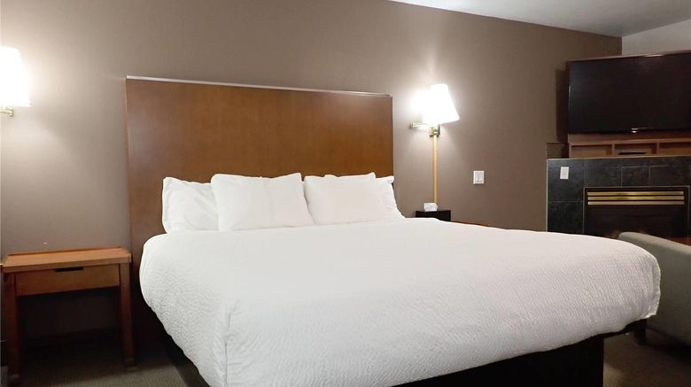 <b>Days Inn by Wyndham Valemount Room</b>. Images powered by <a href="https://iceportal.shijigroup.com/" title="IcePortal" target="_blank">IcePortal</a>.