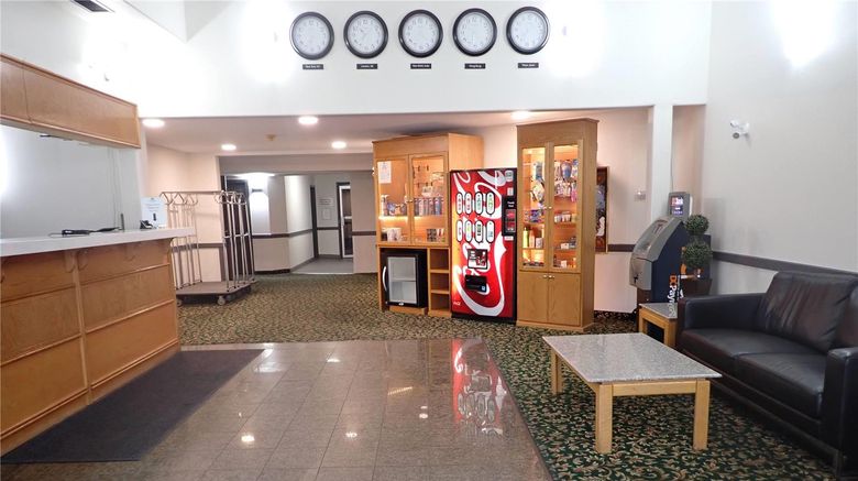 <b>Days Inn by Wyndham Valemount Lobby</b>. Images powered by <a href="https://iceportal.shijigroup.com/" title="IcePortal" target="_blank">IcePortal</a>.
