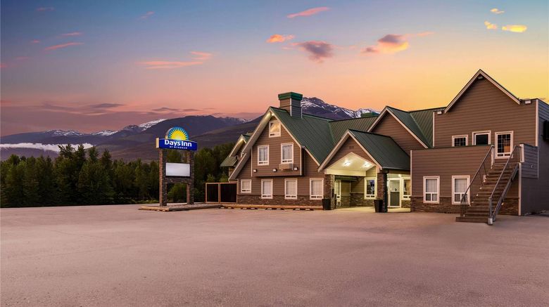 <b>Days Inn by Wyndham Valemount Exterior</b>. Images powered by <a href="https://iceportal.shijigroup.com/" title="IcePortal" target="_blank">IcePortal</a>.