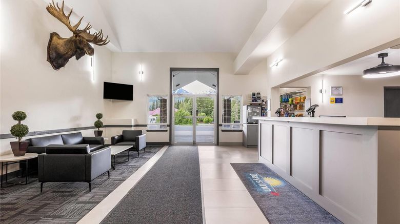 <b>Days Inn by Wyndham Valemount Lobby</b>. Images powered by <a href="https://iceportal.shijigroup.com/" title="IcePortal" target="_blank">IcePortal</a>.
