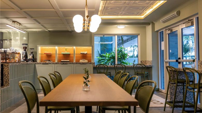 <b>The Balfour Hotel Restaurant</b>. Images powered by <a href="https://iceportal.shijigroup.com/" title="IcePortal" target="_blank">IcePortal</a>.
