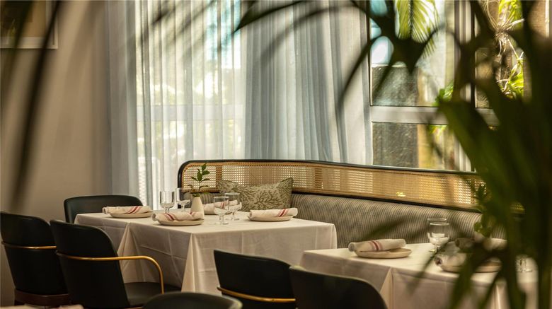 <b>The Balfour Hotel Restaurant</b>. Images powered by <a href="https://iceportal.shijigroup.com/" title="IcePortal" target="_blank">IcePortal</a>.