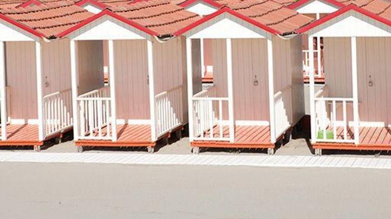 <b>Hotel Byron Beach</b>. Images powered by <a href="https://iceportal.shijigroup.com/" title="IcePortal" target="_blank">IcePortal</a>.