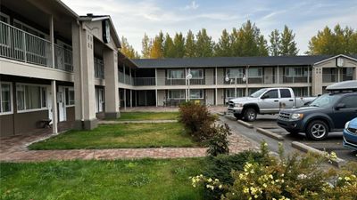 Quesnel Inn