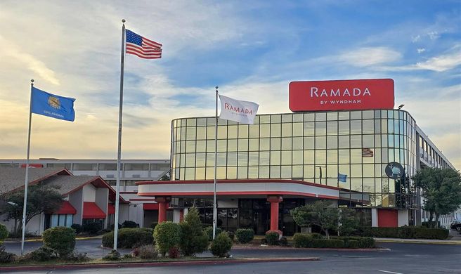 Ramada Tulsa Broken Arrow Exterior