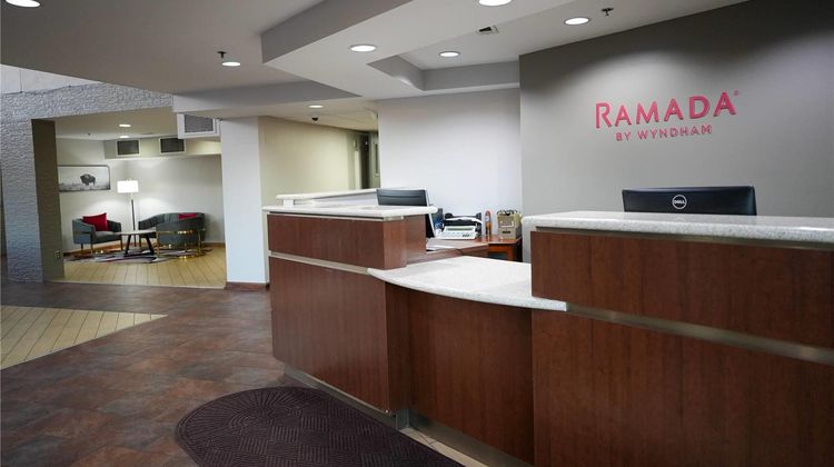 Ramada Tulsa Broken Arrow Lobby