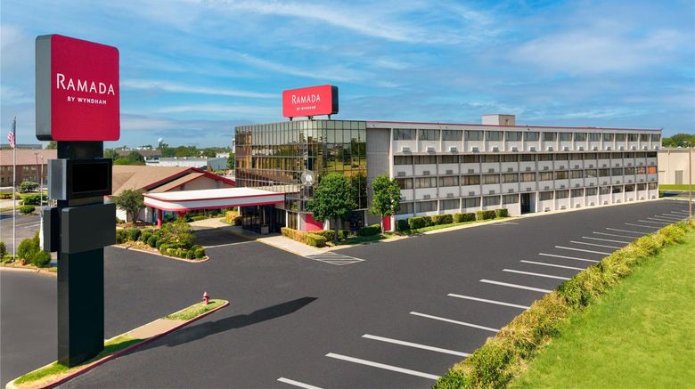 Ramada Tulsa Broken Arrow Exterior. Images powered by <a href="https://iceportal.shijigroup.com" target="_blank" rel="noopener">Ice Portal</a>.