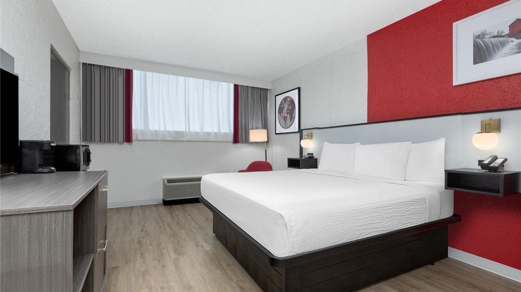 Ramada Tulsa Broken Arrow Room