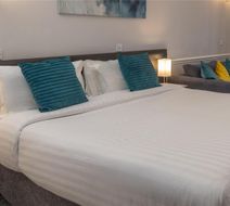 Best Western The Plough Hotel Room