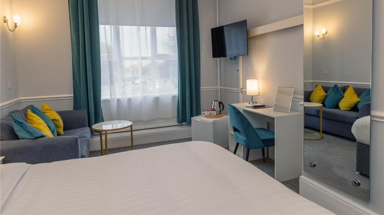 <b>Best Western The Plough Hotel Room</b>. Images powered by <a href="https://iceportal.shijigroup.com/" title="IcePortal" target="_blank">IcePortal</a>.