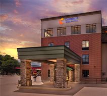 Cobblestone Inn & Suites - Marquette Exterior